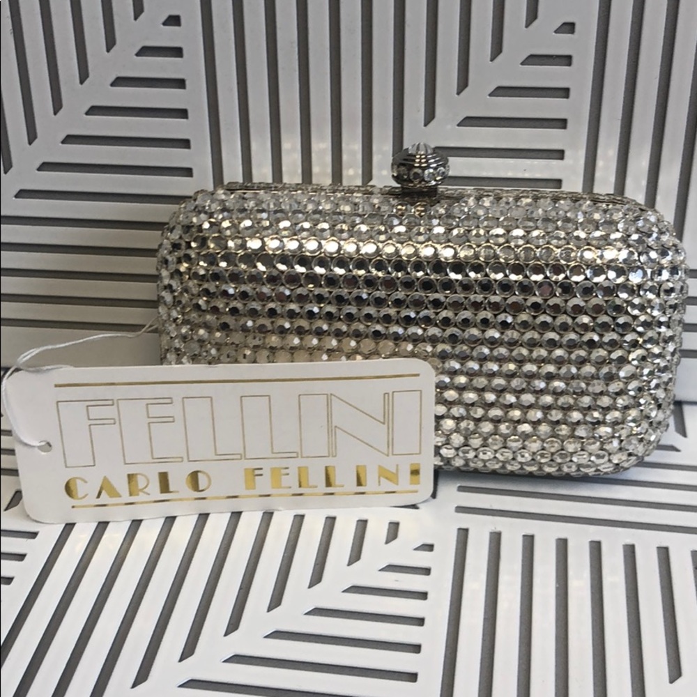 CARLO FELLINI 4592 Crystal clutch bag w long strap